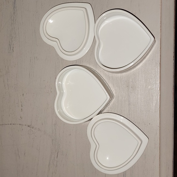 Set of Heart Shaped Trinket Boxes - Picture 2 of 3
